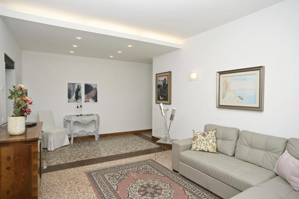 Ca Del Fotografo Apartment Venesia Bagian luar foto